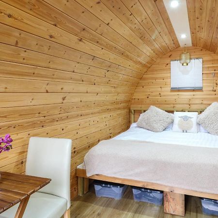 Вілла The Pod At Bank House Farm Стаффорд Екстер'єр фото